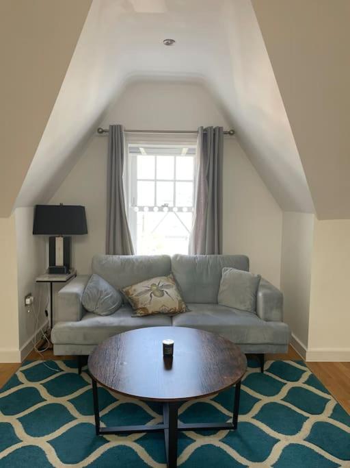 Lovely 2-Bed Flat With Well Equipped Kitchen Διαμέρισμα Ealing Εξωτερικό φωτογραφία